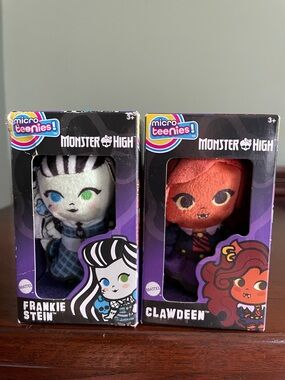 2 Monster High Micro Teenies NIB